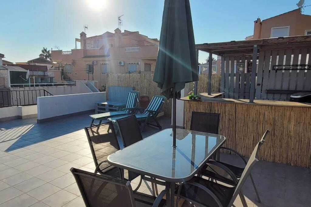 2 Bedroom House In Cabo Roig Orihuela Esterno foto